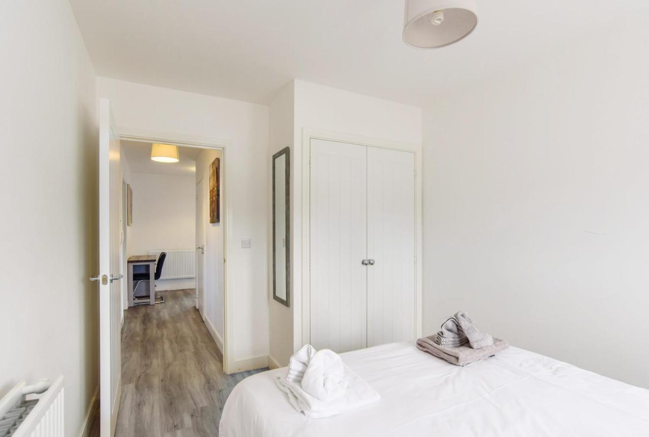 Апартаменты Raphael Retreat Ньюпорт Экстерьер фото